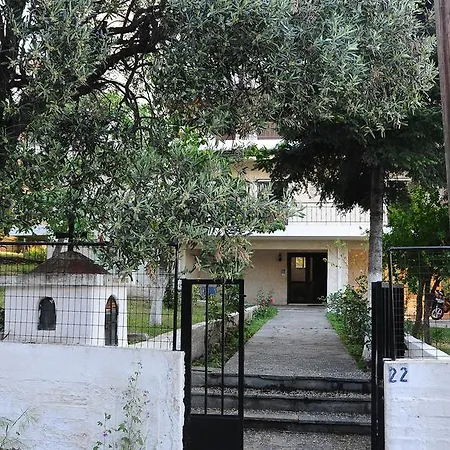 Sea Breeze Apartment